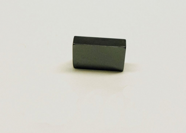 ZnGeP2結晶 波長帯1.9um-11um