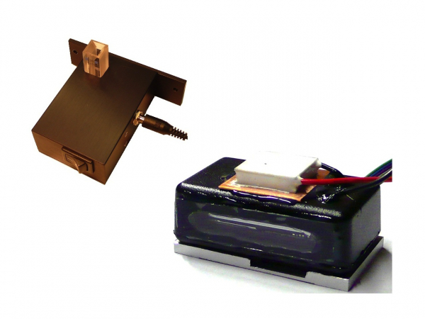 小型分光器 冷却モジュール キューベット付電源